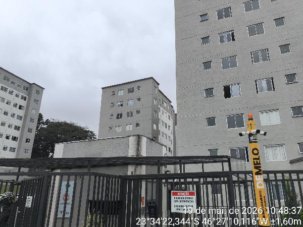Apartamento — Jardim Helian